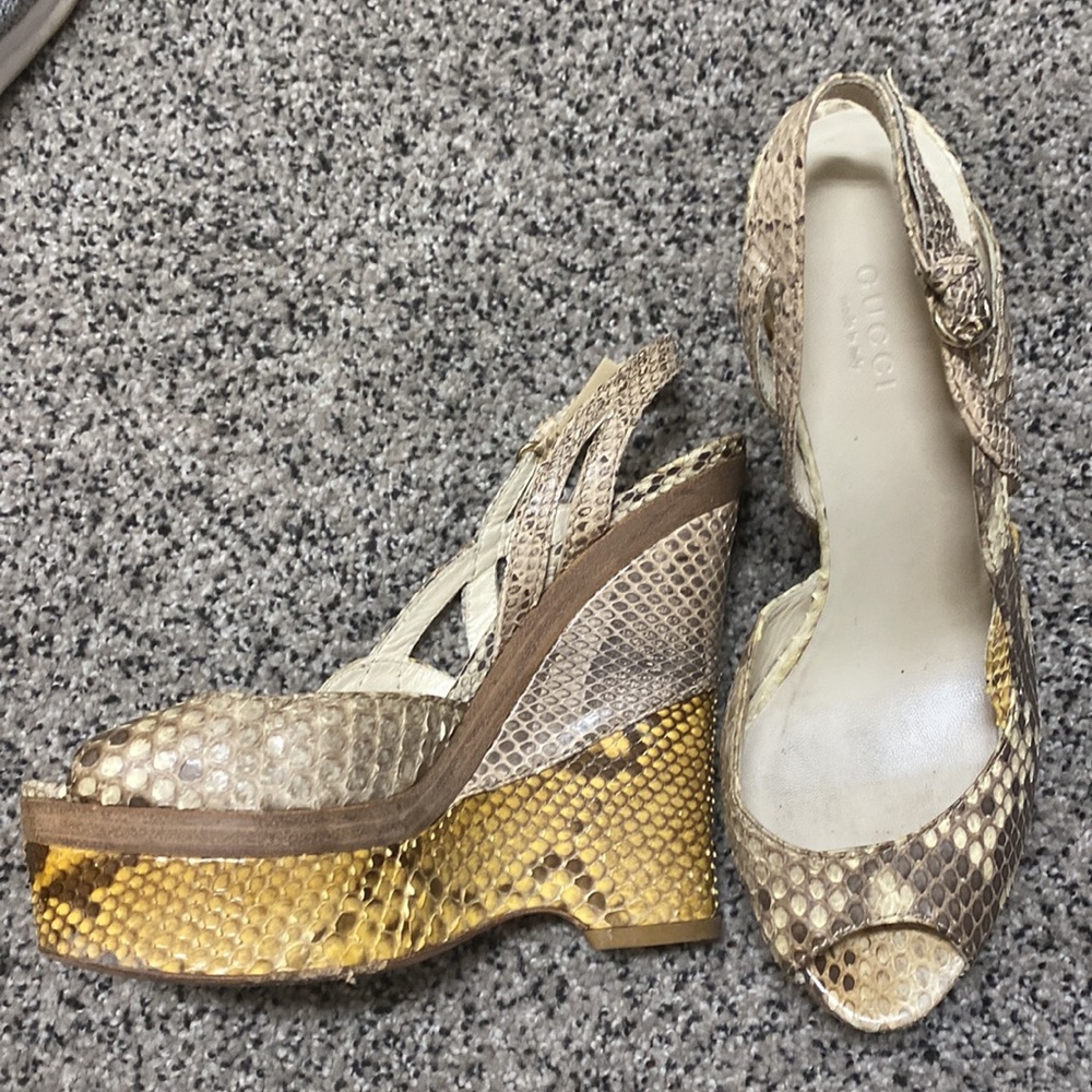 RARE GUCCI Python Wedge 38.5 - Picture 2 of 11